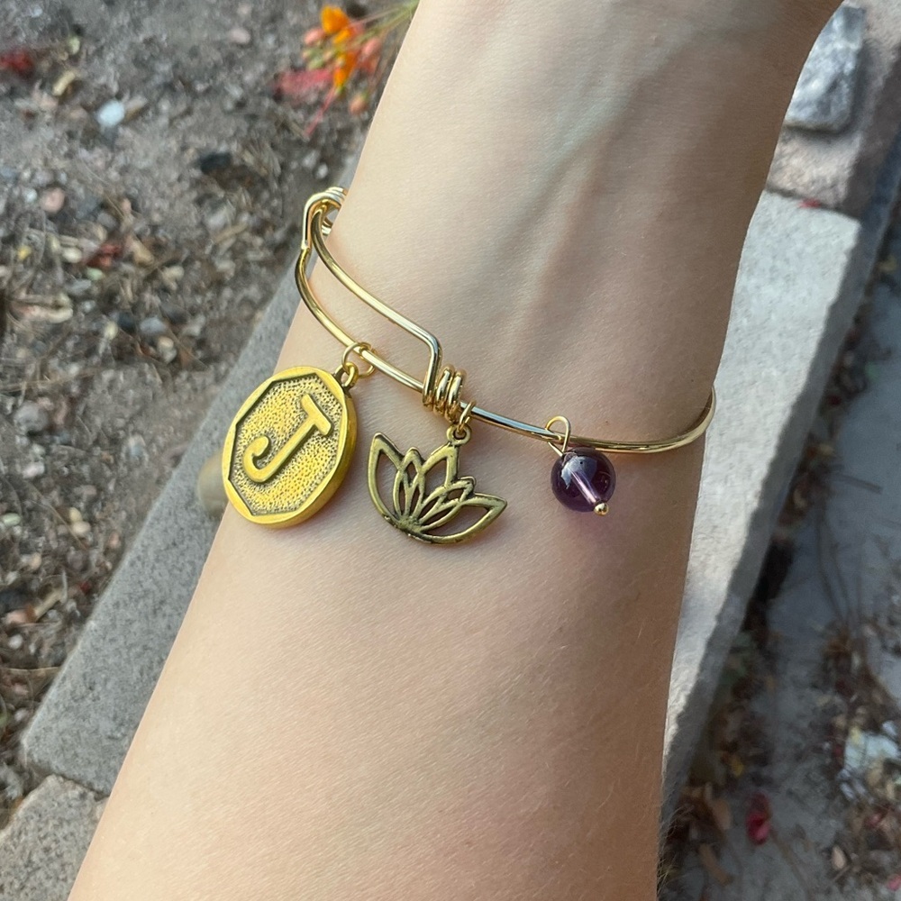 FREE NEW J Initial Bangle